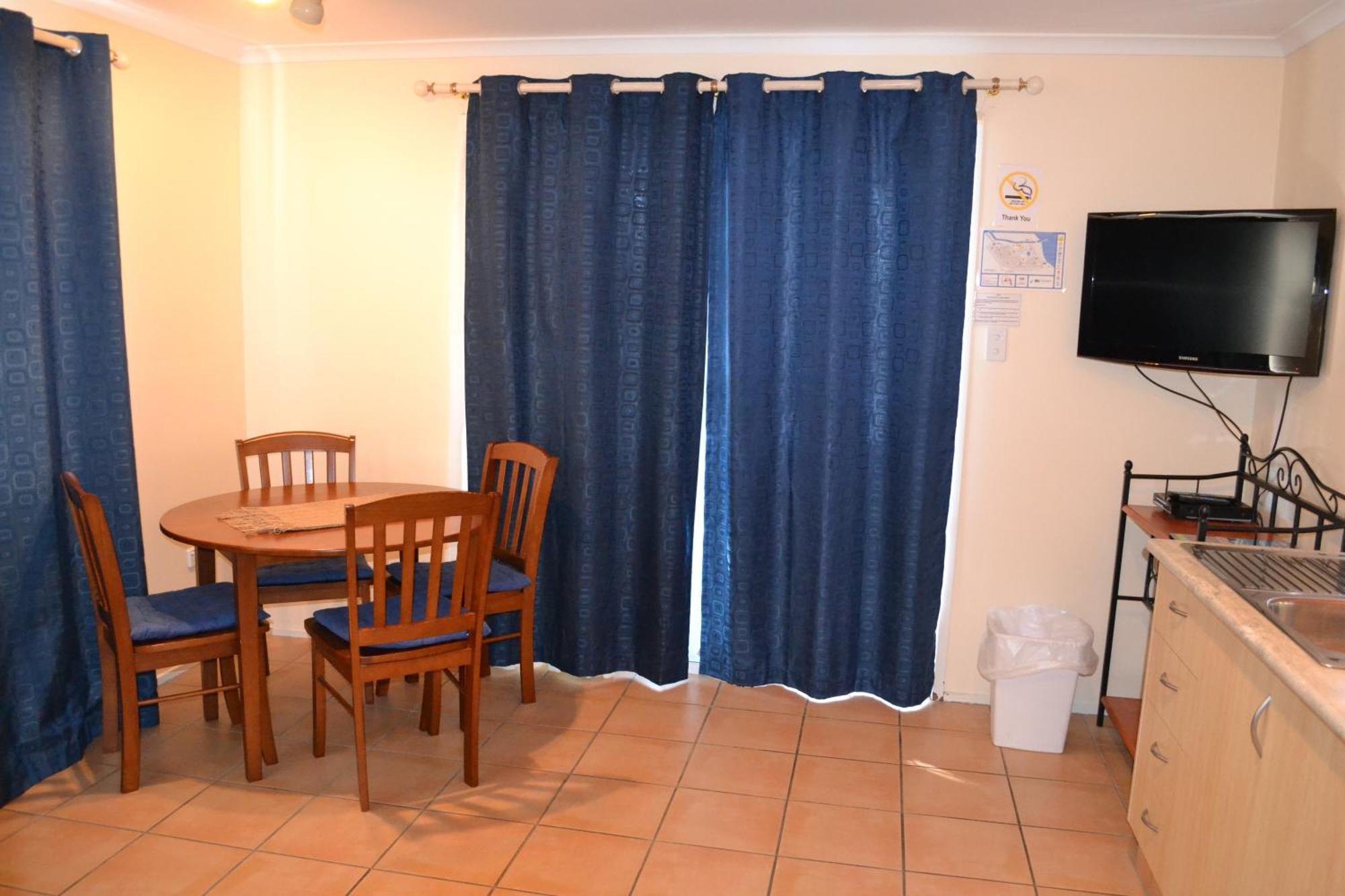 Ingenia Holidays Lake Macquarie Mannering Park Room photo